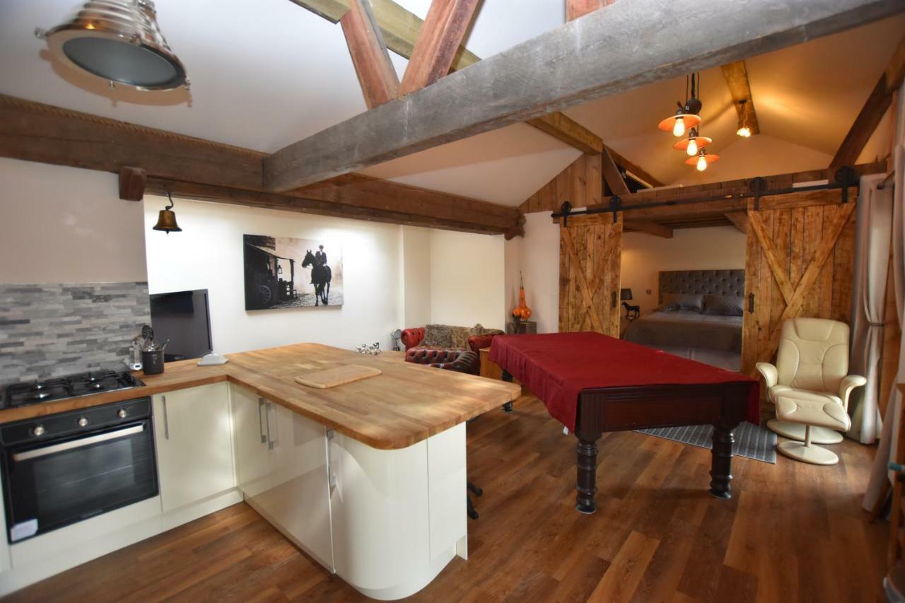 Oak Tree Stables Cottage Birmingham Exterior foto